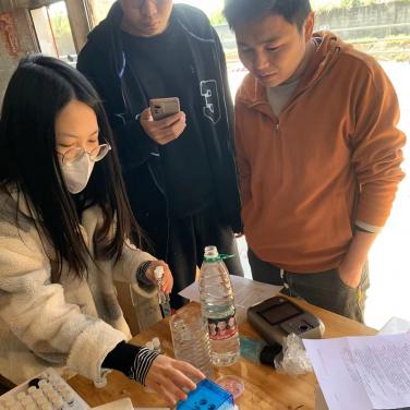 肇慶某環(huán)保企業(yè)便攜式水質(zhì)檢測(cè)儀裝機(jī)培訓(xùn)現(xiàn)場(chǎng)